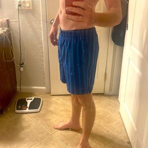 Banana Republic mens medium hybrid shorts. Brand new